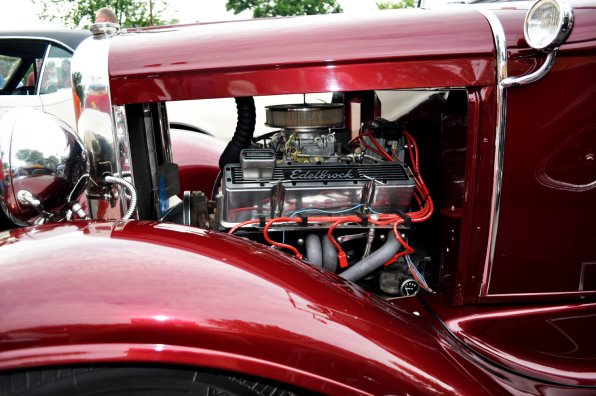 The engines on most of the cars in the Lone Wolf Cruisers Club are so clean you could eat off them! (though Arnie’s does provide trays, in case you prefer that method. Our health care specialists encourage us to prefer that method, as well.)