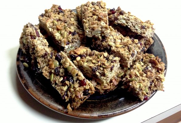 These tasty granola bars will sustain you on the trail – and they’re easy to make, too! Forget about those store-bought bars, readers.