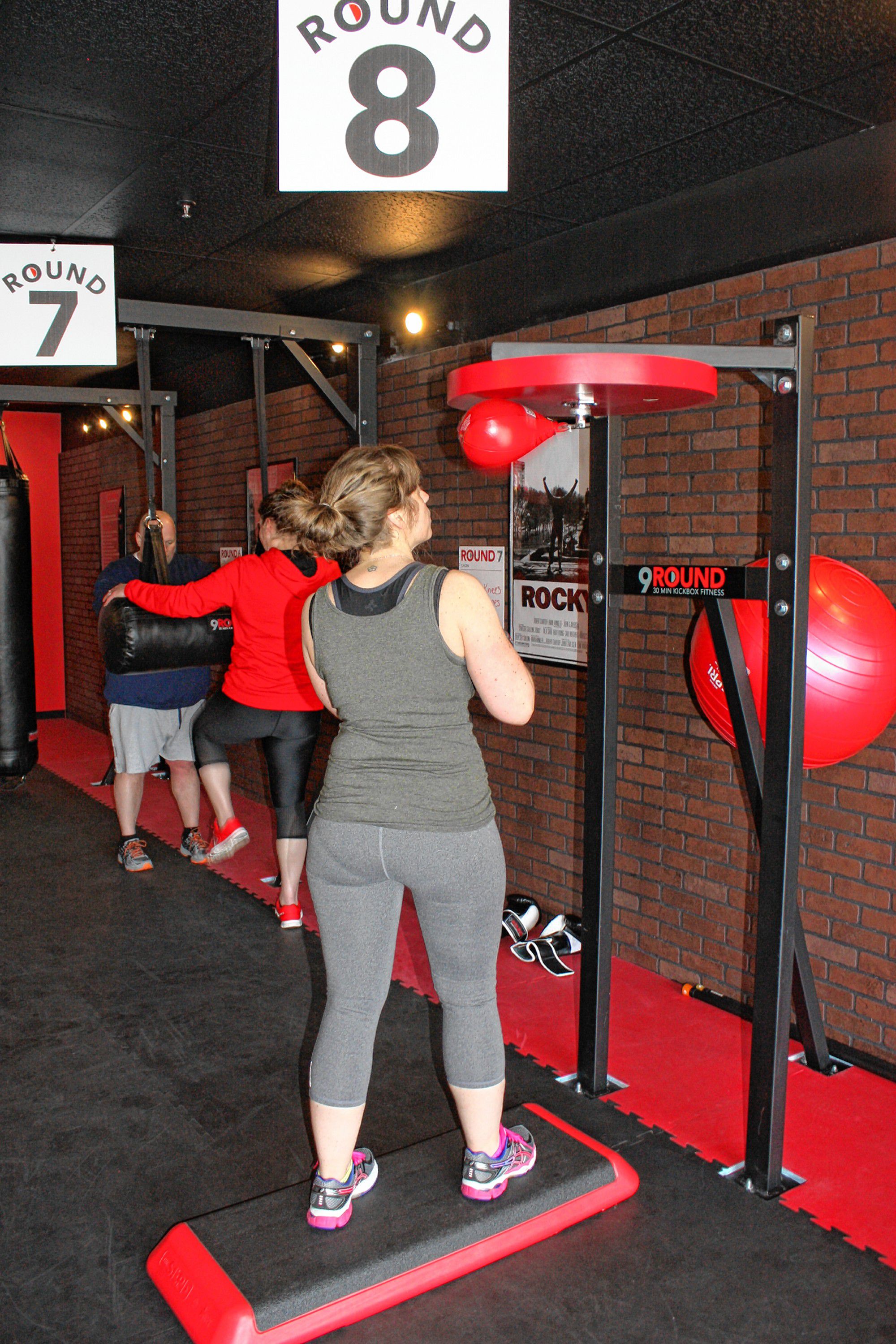 Angi Ford gets some work in on the speed bag at 9Round, the 30-minute kickboxing gym on Fort Eddy Road. Ford has been going to 9Round for about a month, she said. JON BODELL / Insider staff