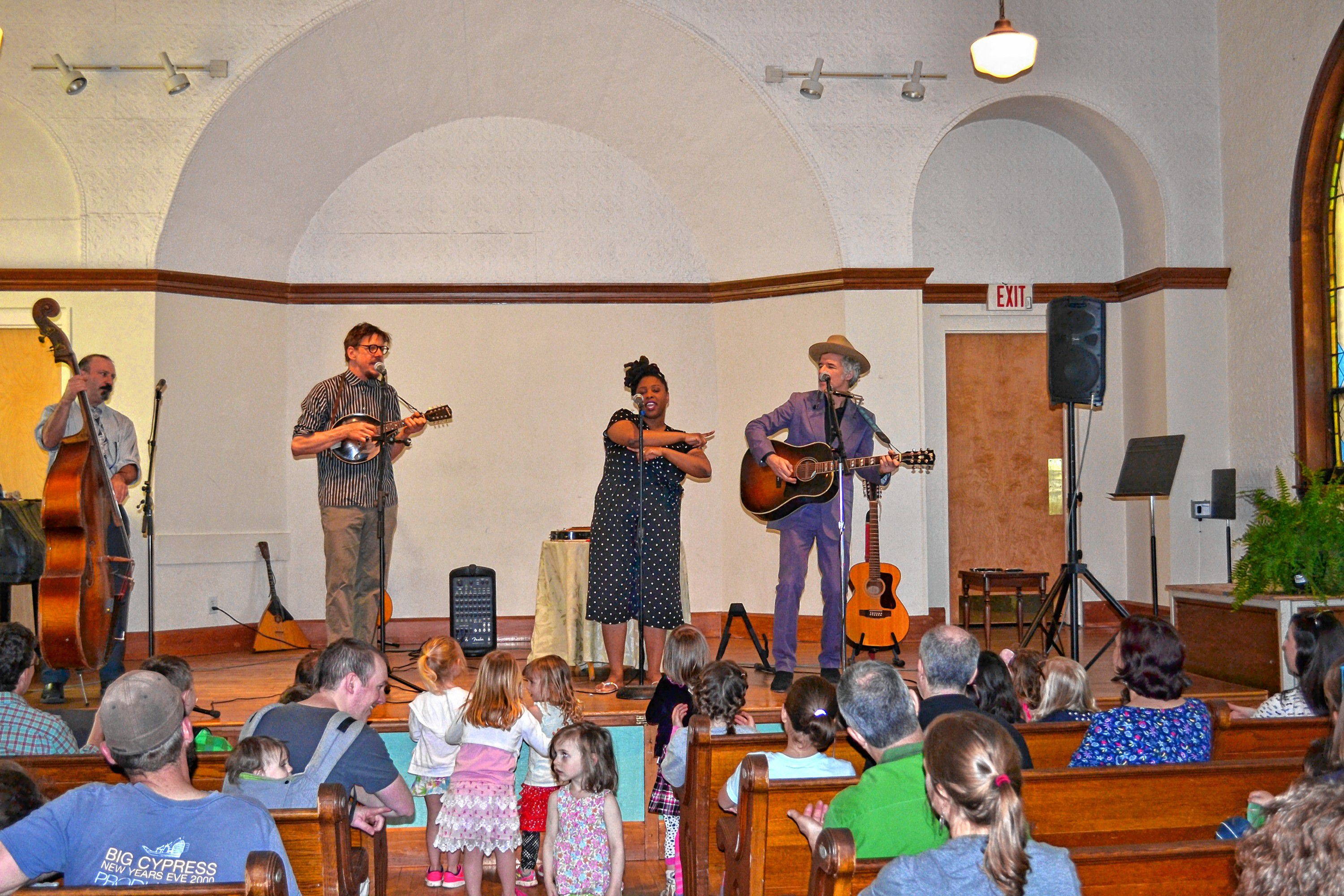 Dan Zanes played a pair of benefit concerts for the Friendly Kitchen last weekend at the Concord Community Music School. TIM GOODWIN / Insider staff