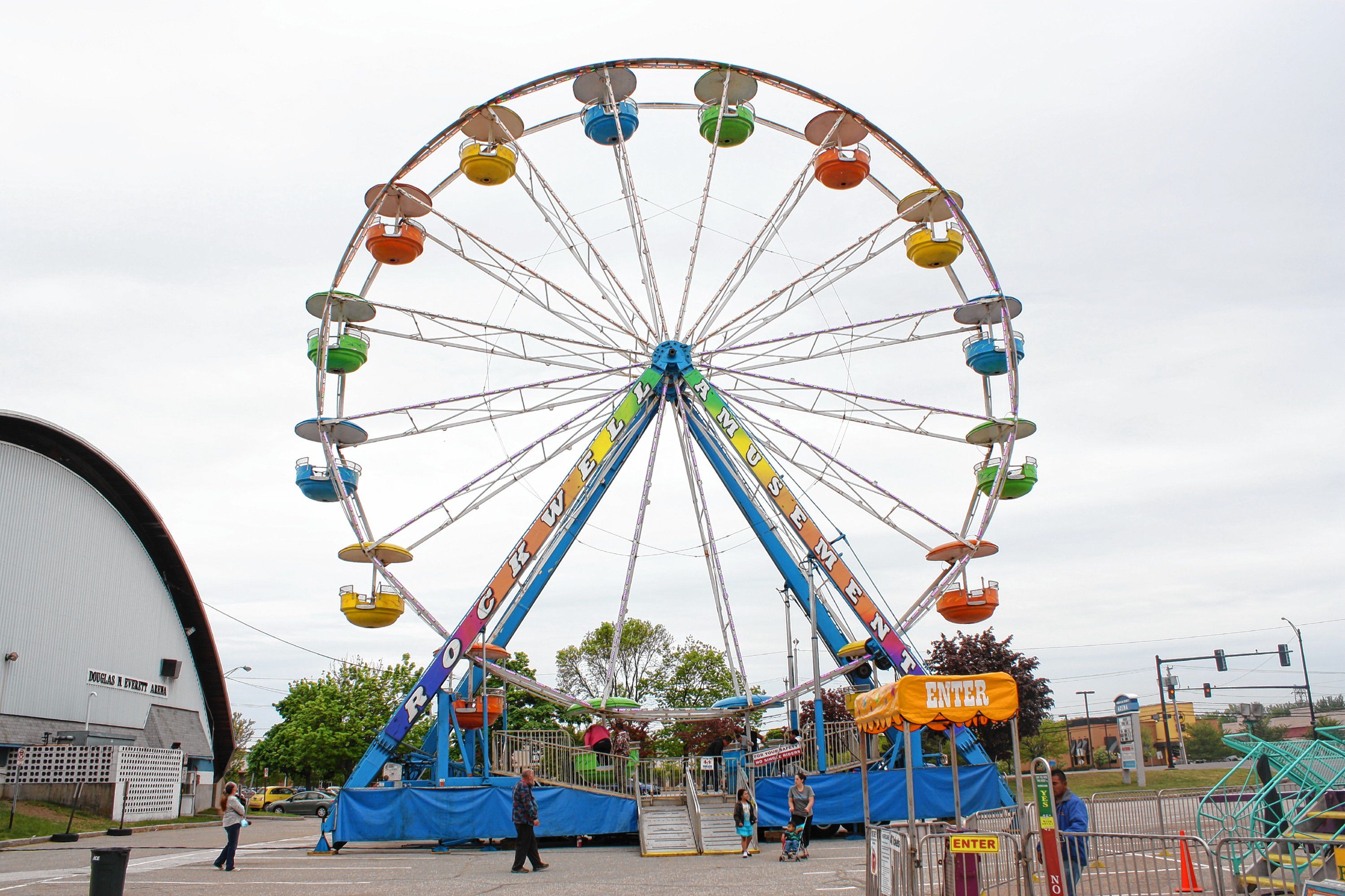 Although it wasn't the most beautiful day, the 63rd annual Kiwanis Spring Fair was still in full swing last Saturday, as fair-goers braved the sprinkles to hit up rides like The Zipper and the always-popular Ferris wheel. JON BODELL / Insider staff