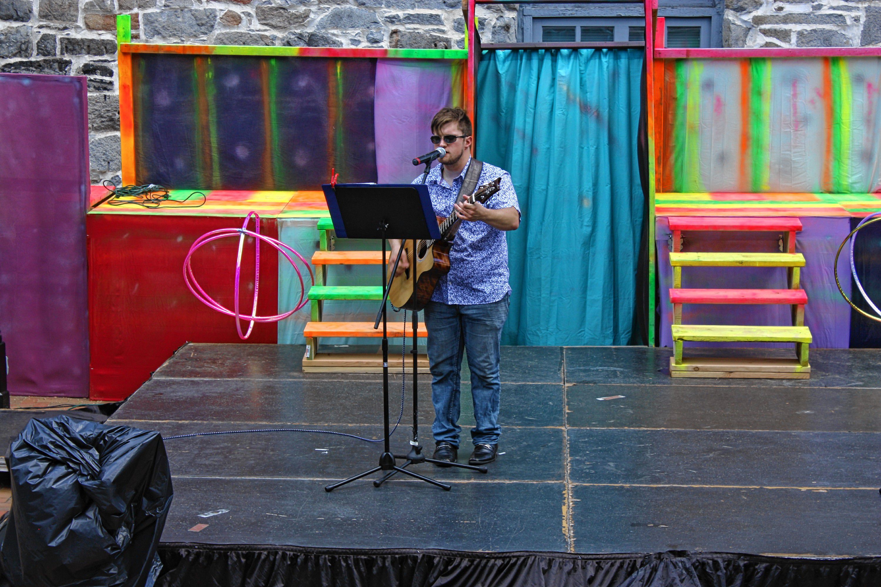 Chris Townsend commanded the Eagle Square stage with a powerful, gritty voice on Saturday of Market Days. JON BODELL / Insider staff