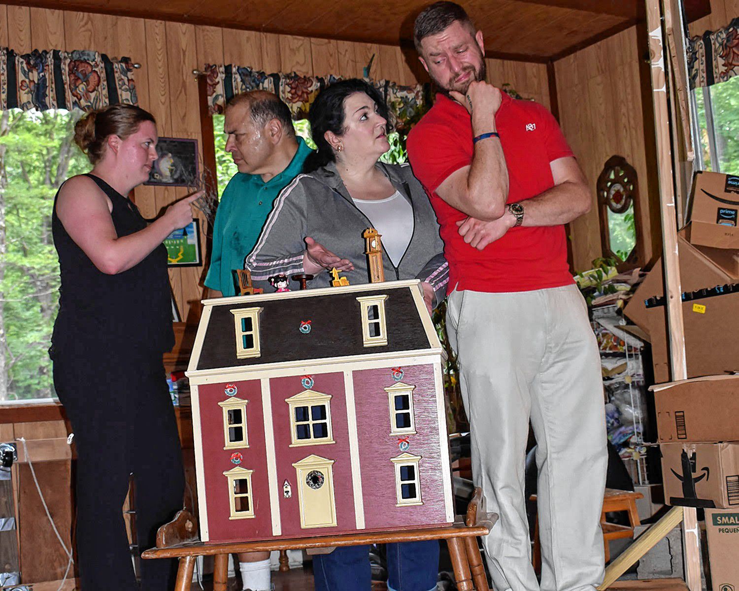 The cast rehearses “Doll House” by Jane “J.J.” Hunt.